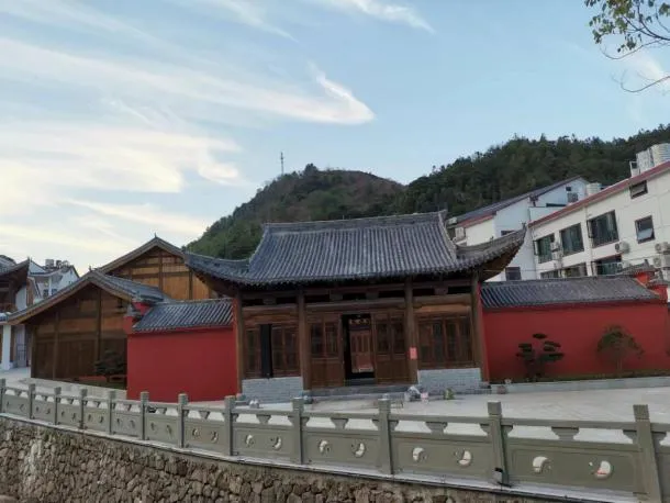 灵济庙